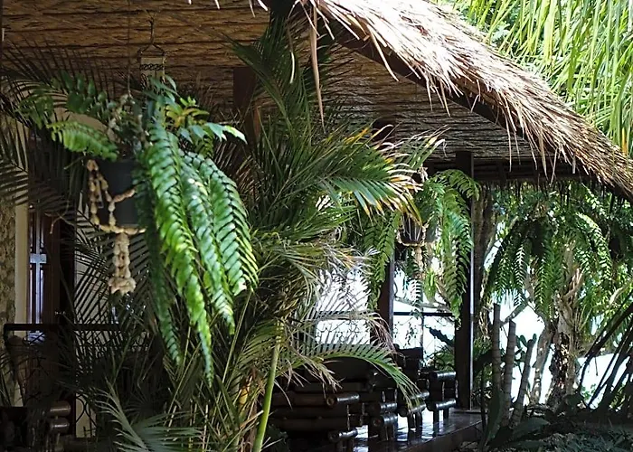 Tipolo Hotel